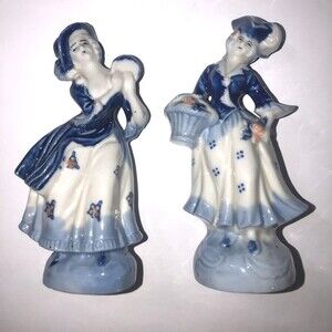 Vintage Pair Porcelain Colonial Lady Figurines Blue/White Made in Occupied Japan